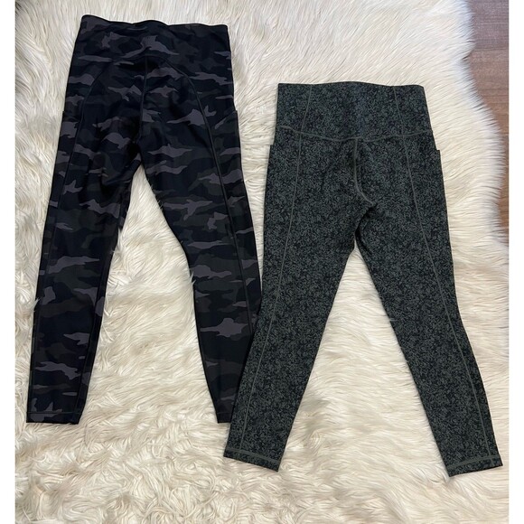 Athleta Lot of 2 Women’s 7/8 Tights Salutation Pocket & Ultimate Camo Size Small - Picture 9 of 11